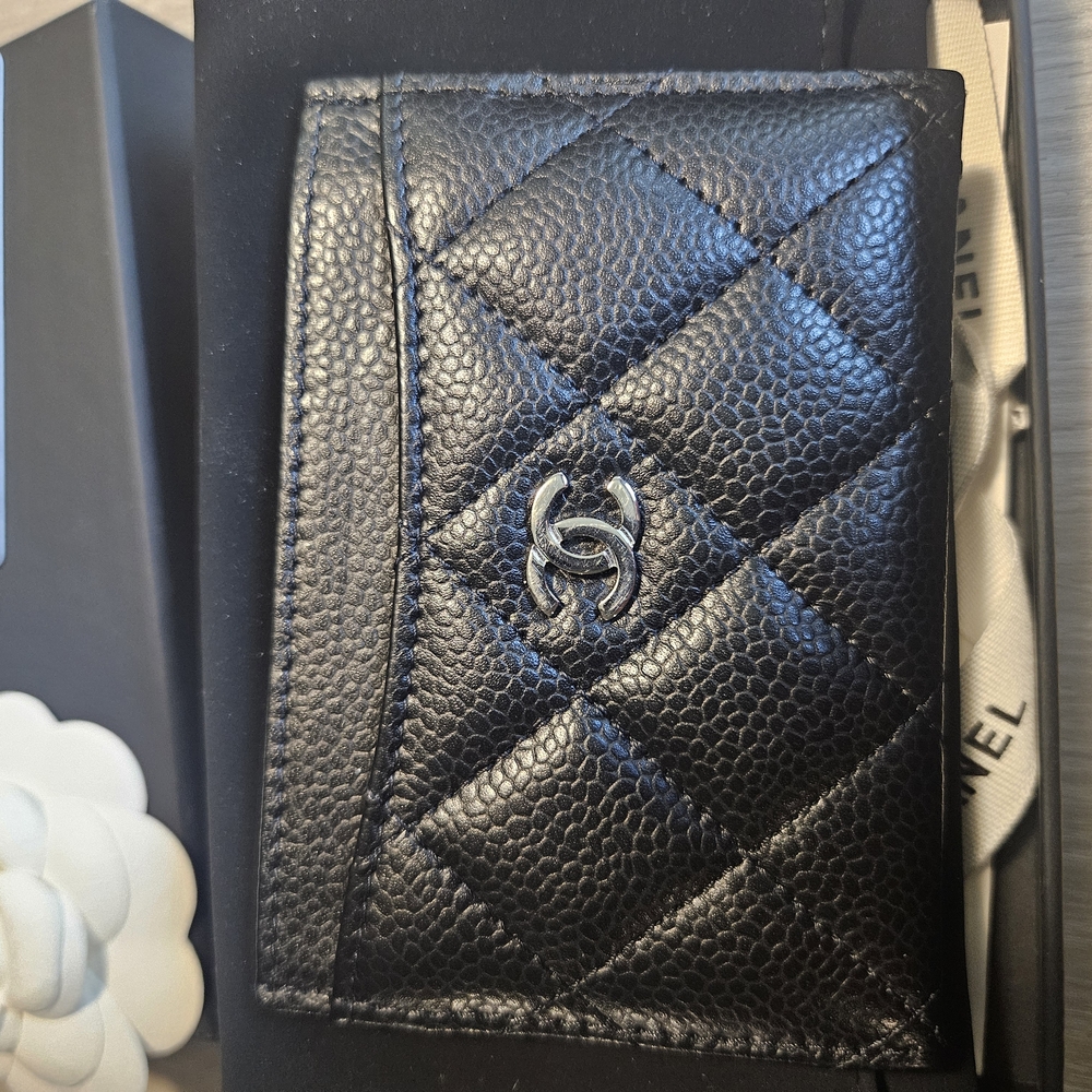 Chanel Black Caviar Card Holder